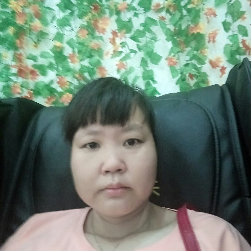 洛尘和爱笑的照片