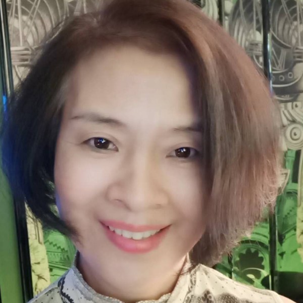 何菊花的照片