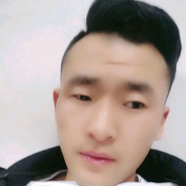 小黄人马少的照片
