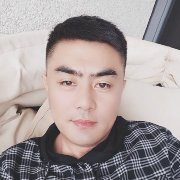 未来有你共相伴的照片