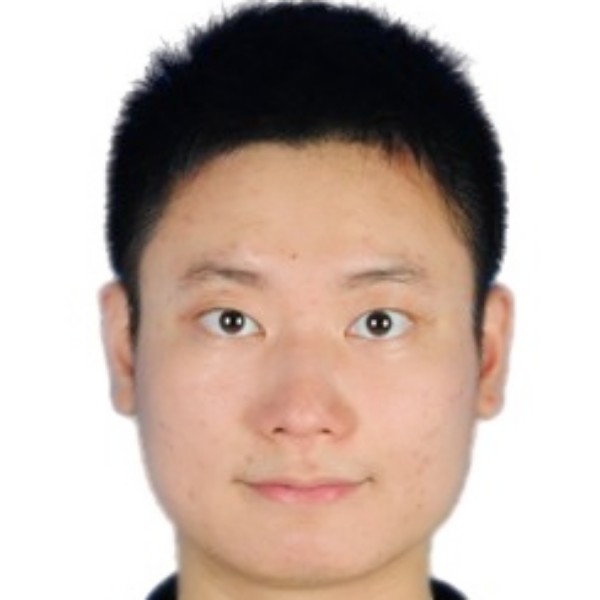 无奈凝眸秋月的照片