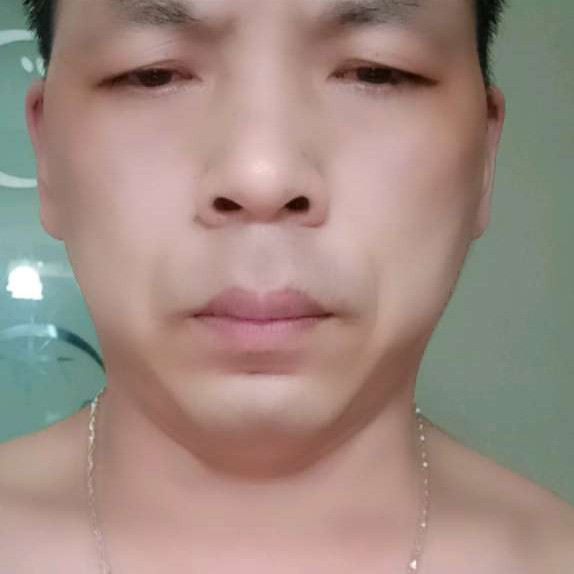 超级苦恋钢铁侠的照片