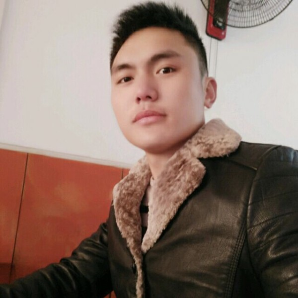 大侠方爱笑的照片