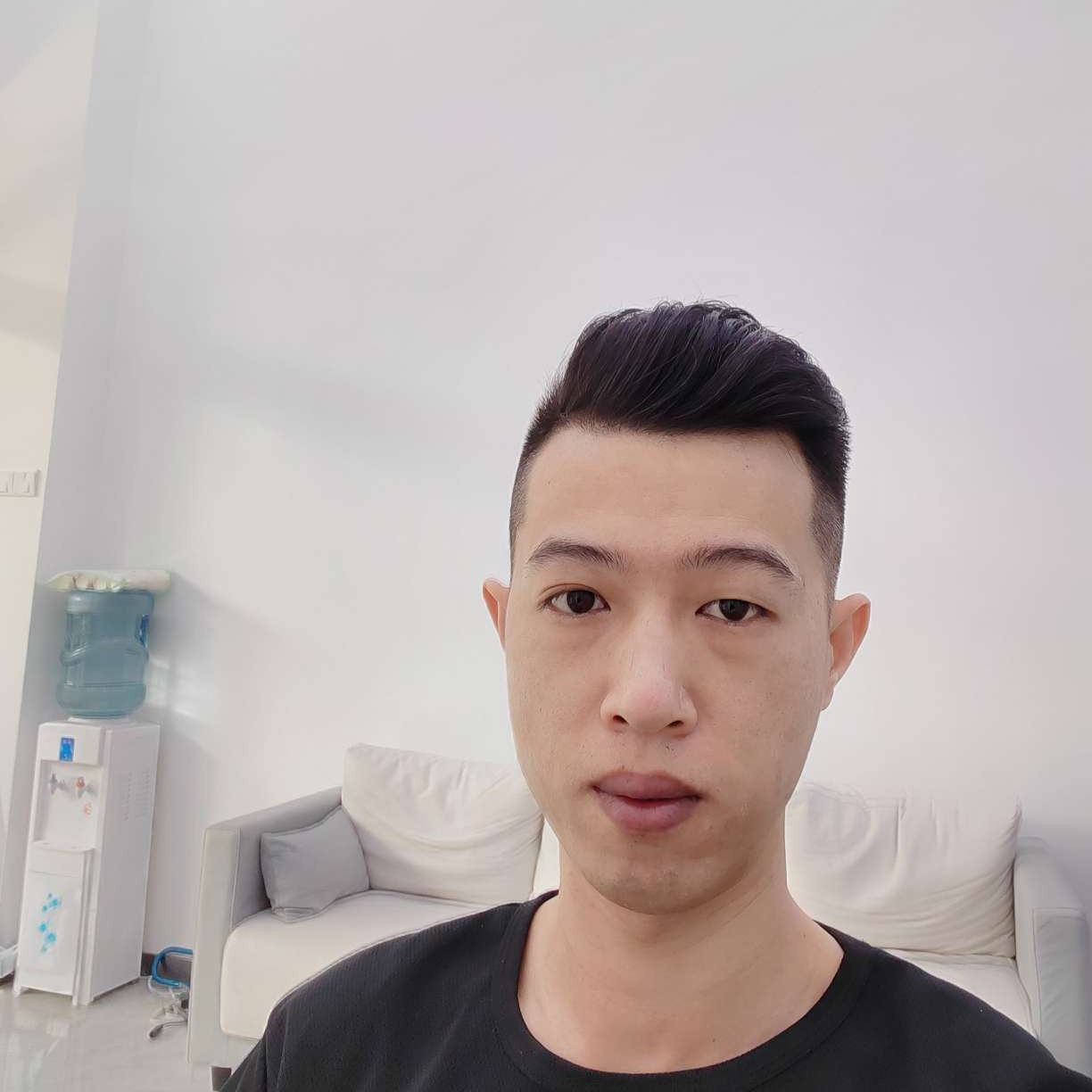 默默观看的照片