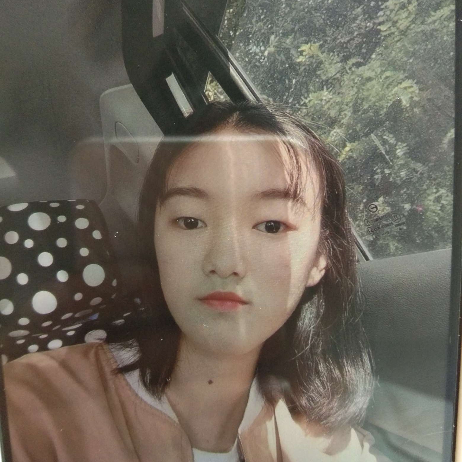 帽子扯美满的照片