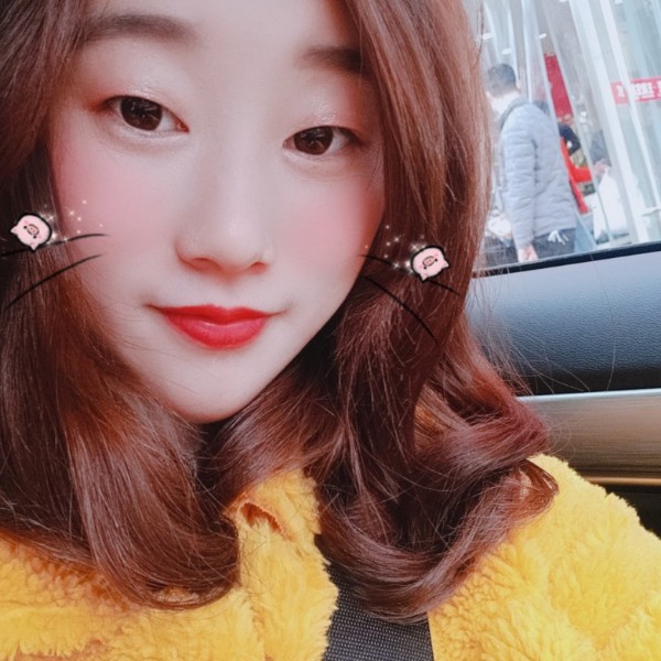 长发女神的照片