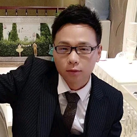 温柔演变战斗机的照片