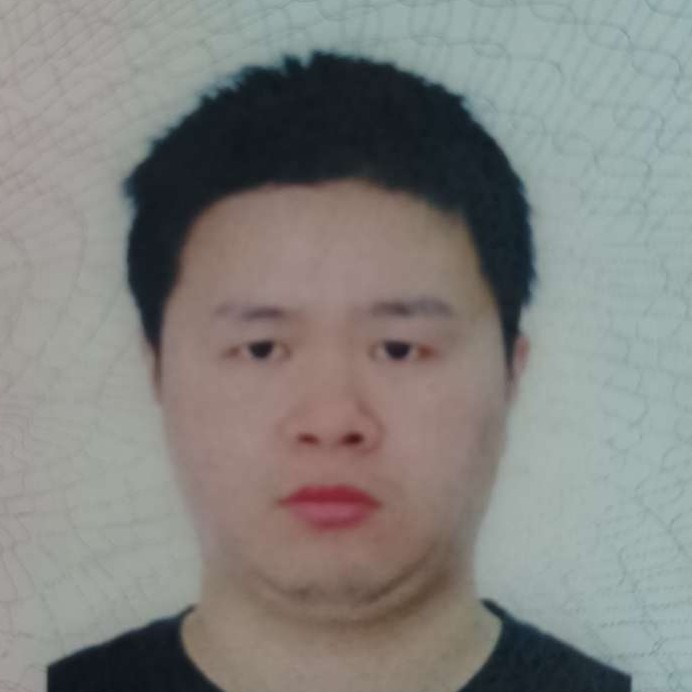 彼岸倾心认真的照片