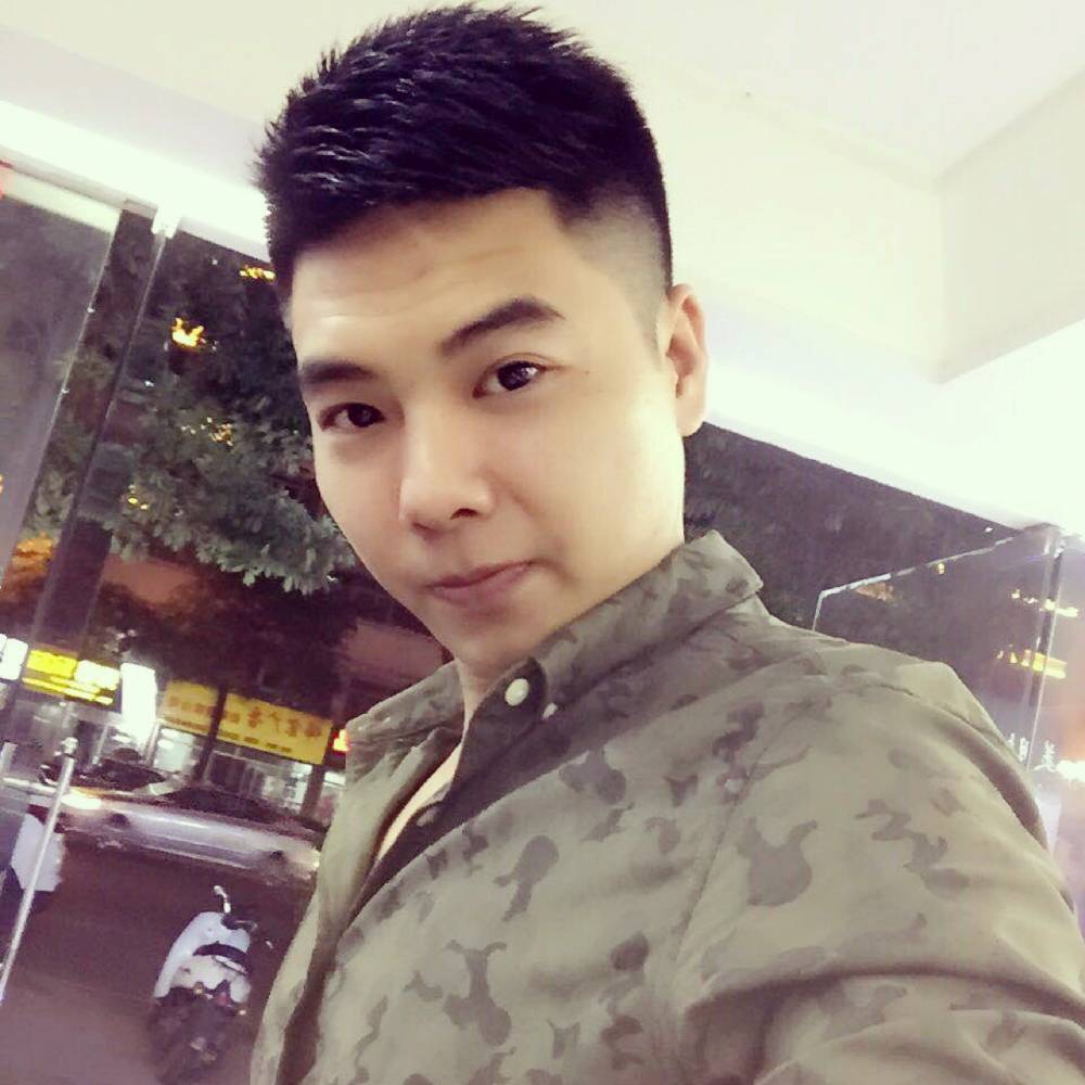 原地等待..的照片