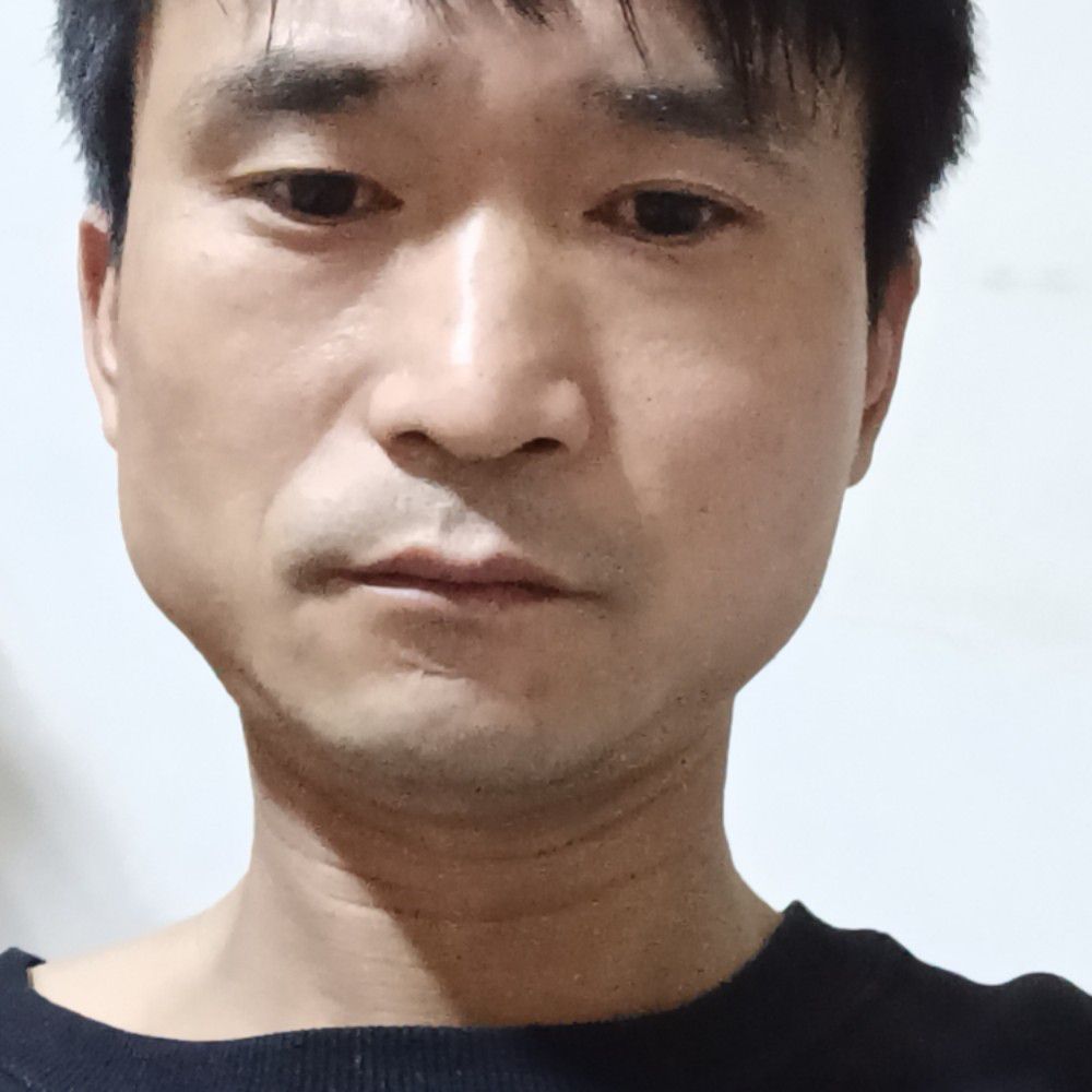电脑与想人陪的照片