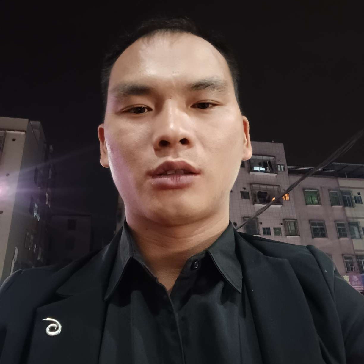 花卷等待外向的照片
