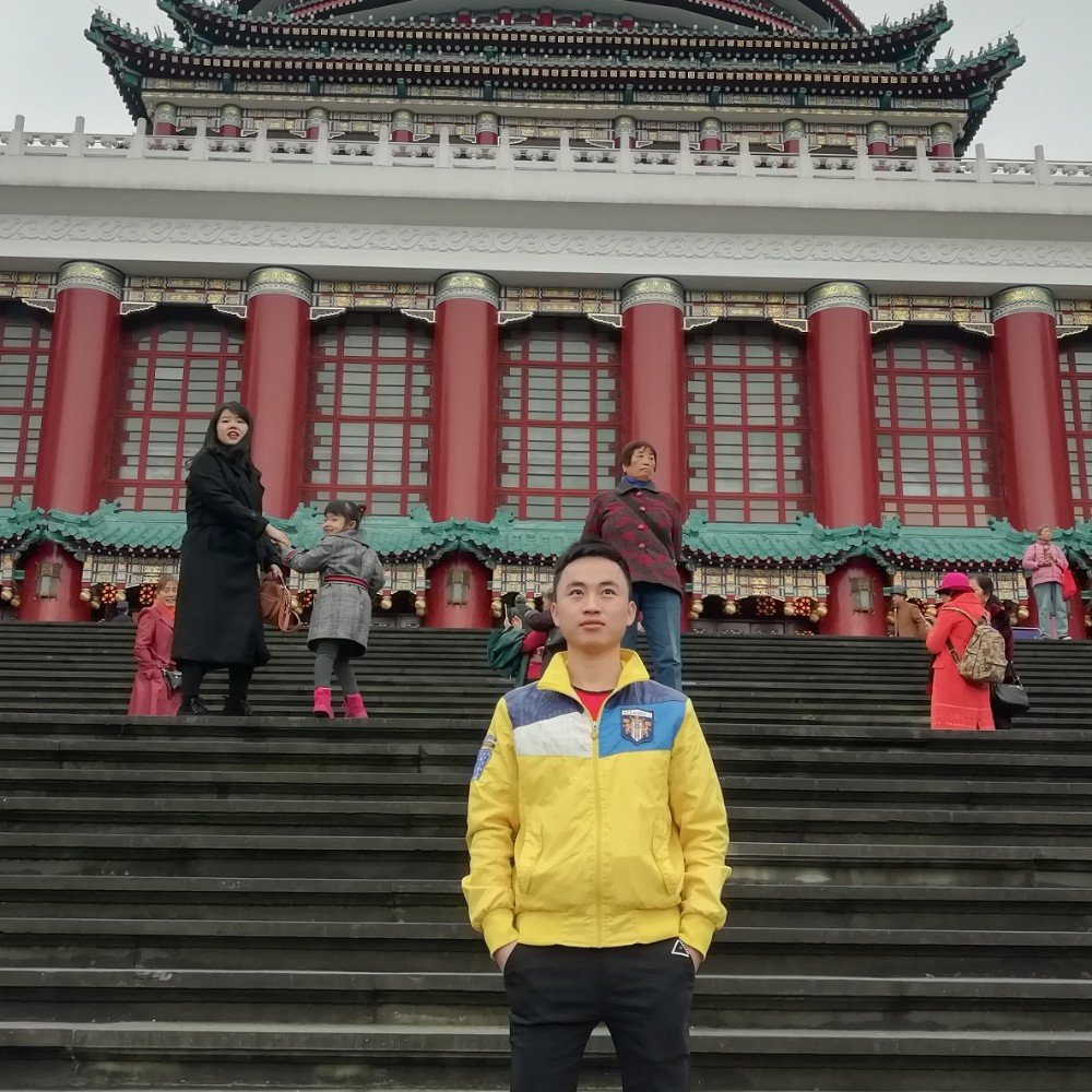 留胡子羽裳的照片