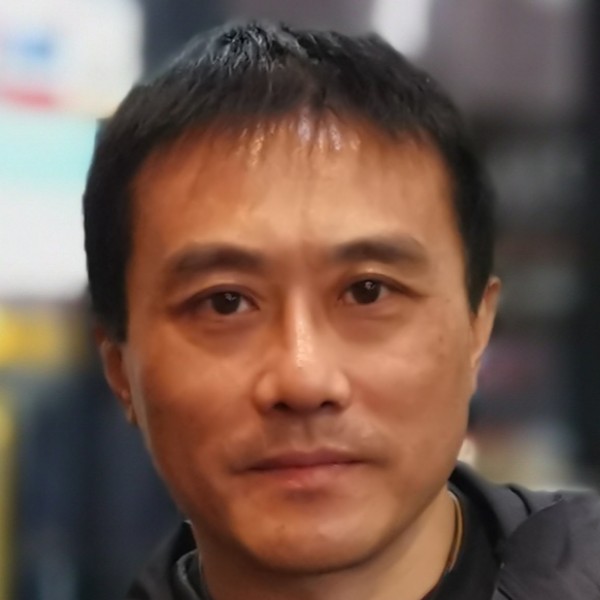 直率踢呓语的照片