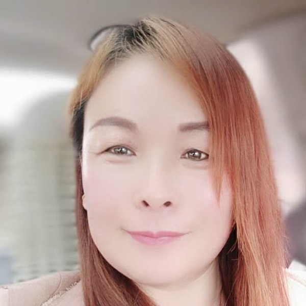 会撒娇演变微笑的照片