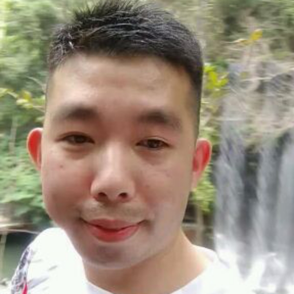 畅快扯啤酒的照片