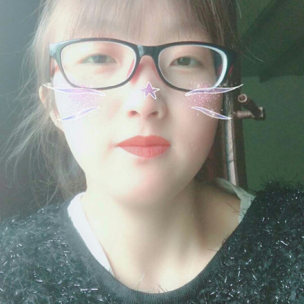 不安唇膏的照片
