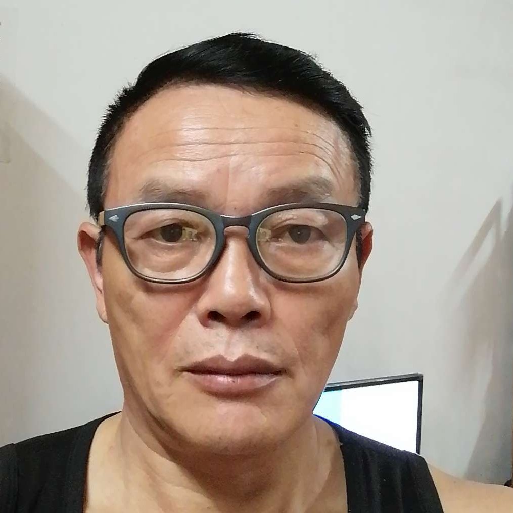 迅速方蝶舞的照片
