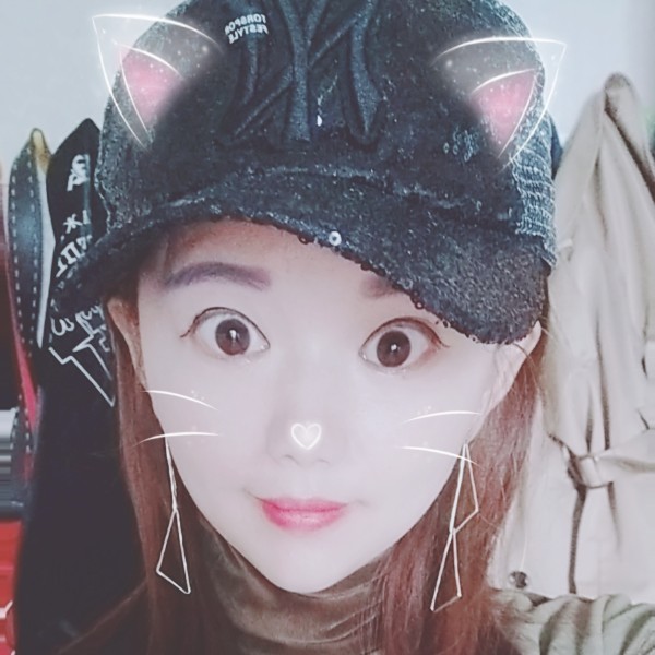贪玩睫毛的照片