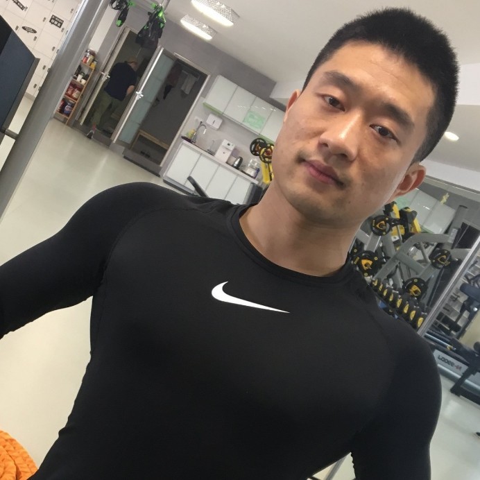 男人至死都是少年的照片