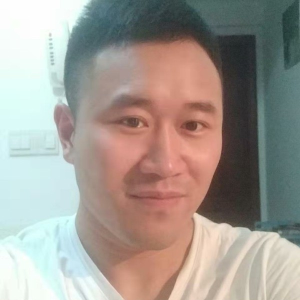夜，很深的照片