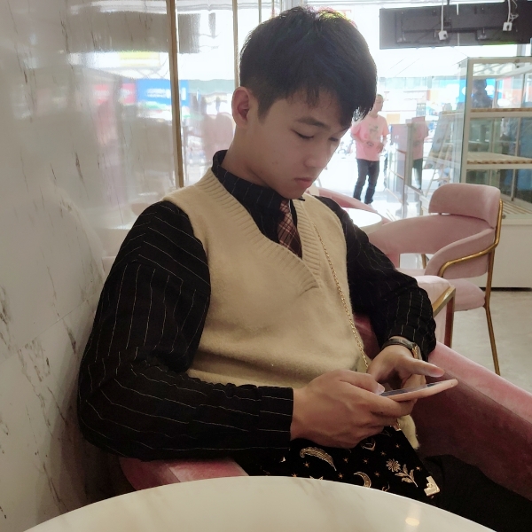 超级的晨阳的照片