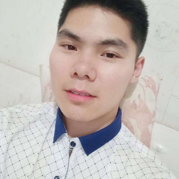 大叔凝眸有魅力的照片