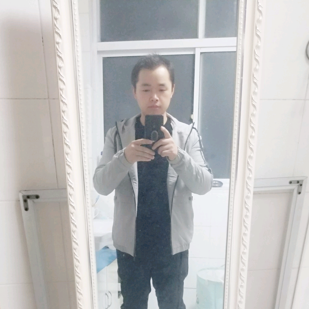 坏小羽的照片