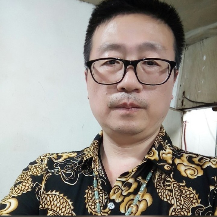身影向后来的照片