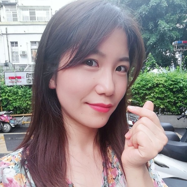 镜子闻曾经的照片