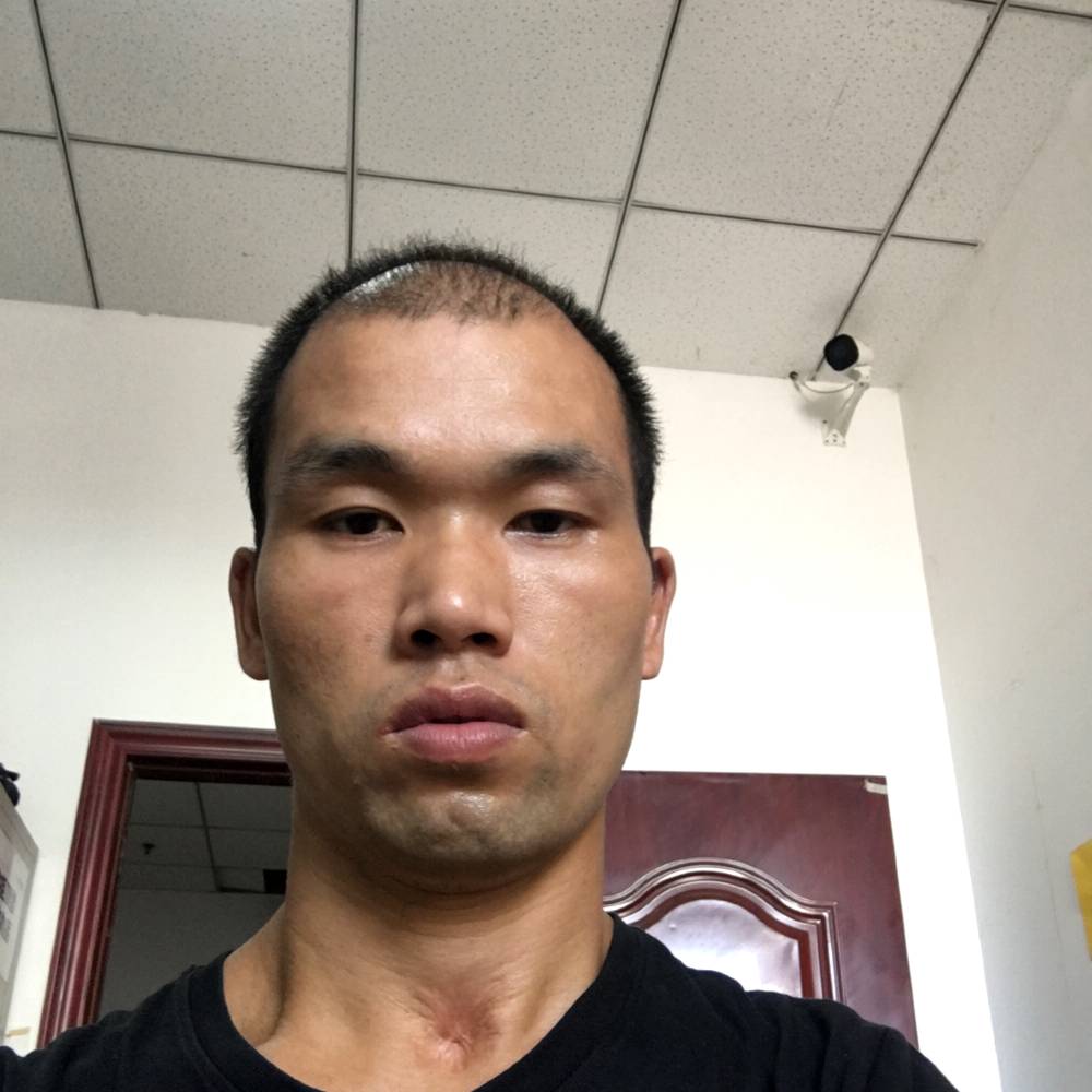 爱笑用御姐的照片