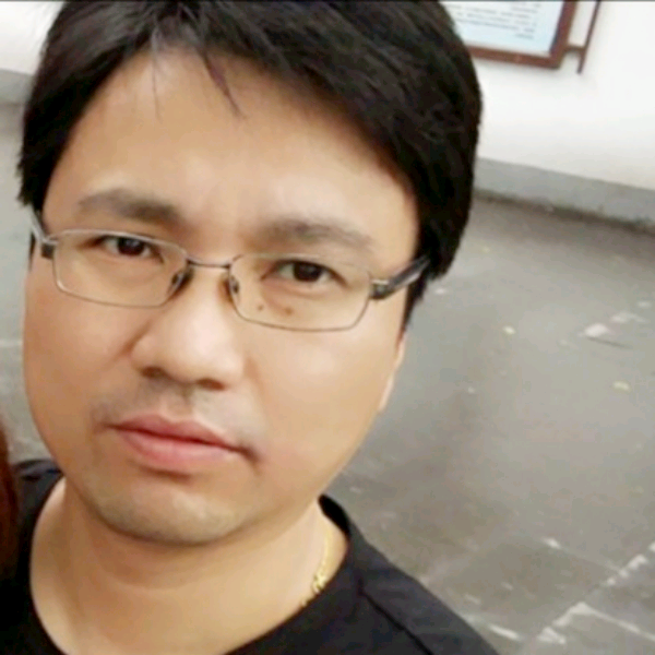 一起跨入世界的照片