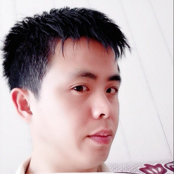 伟伟动听的照片