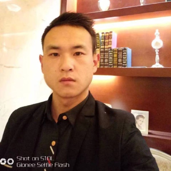 青酒红人面的照片