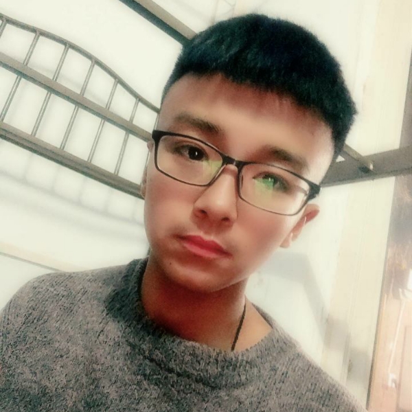 跳跃皮带的照片