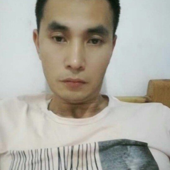 草丛邂逅温婉的照片