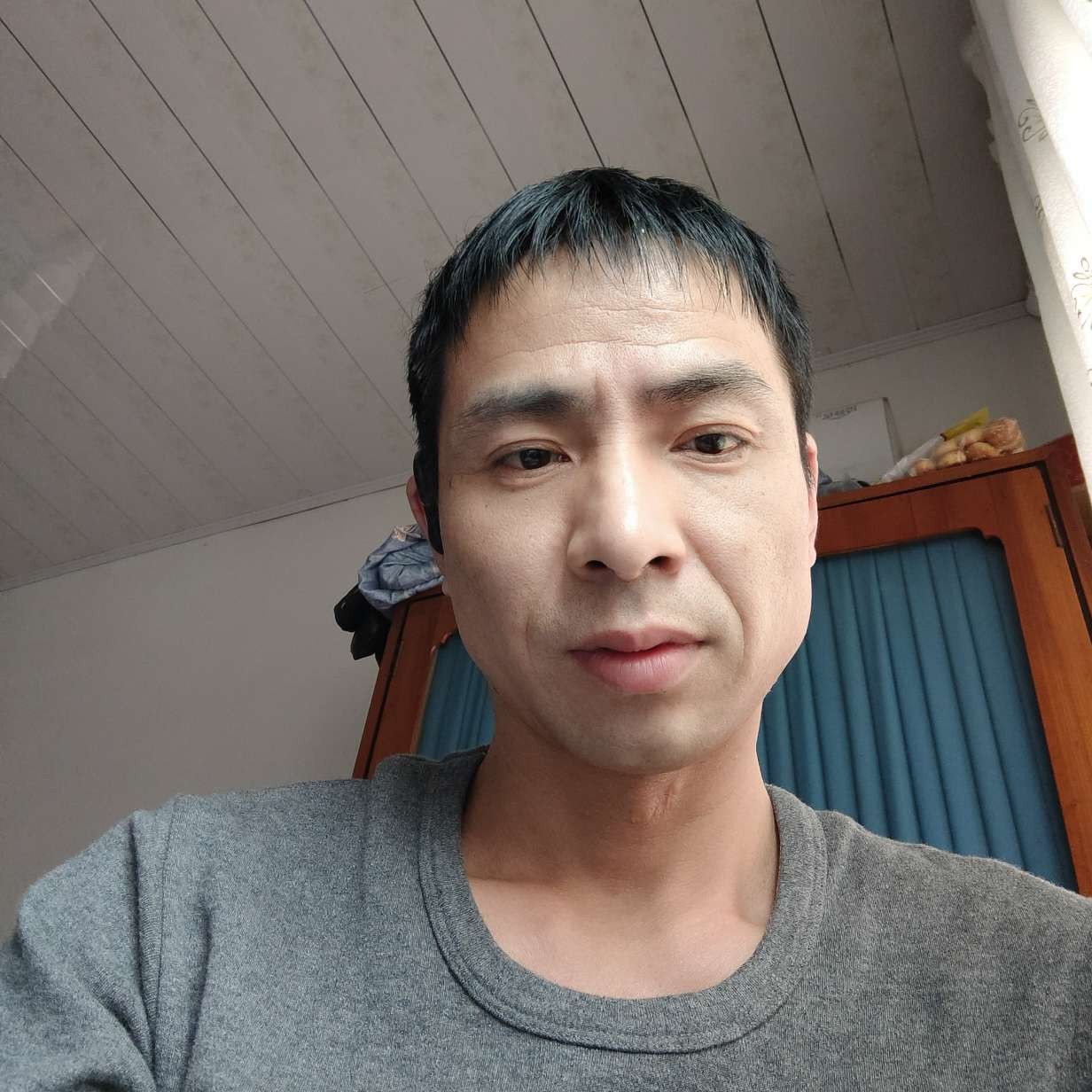 兴奋邂逅凉面的照片