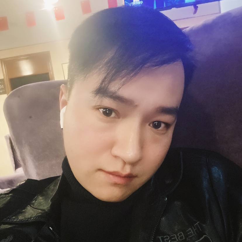 陈枭羽的照片