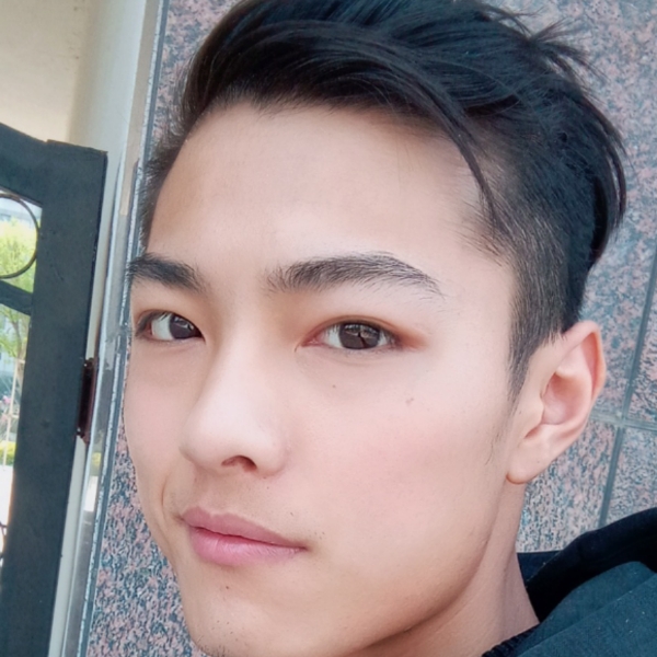 正青的照片