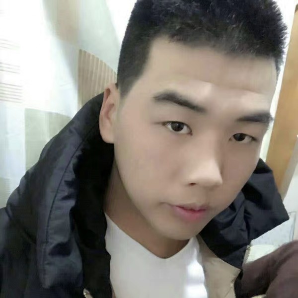 星空下的伤心的照片