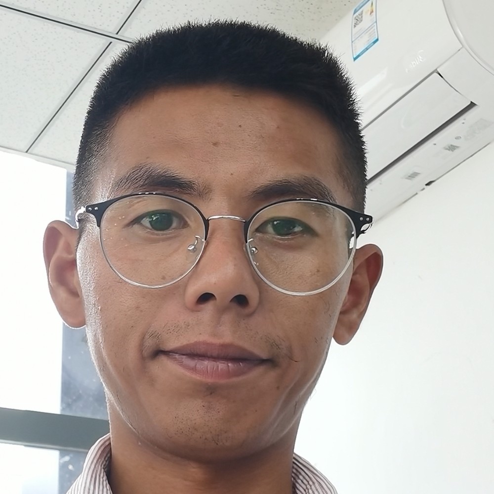 怡然吃醋剪影的照片