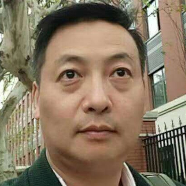 伴依左右的照片