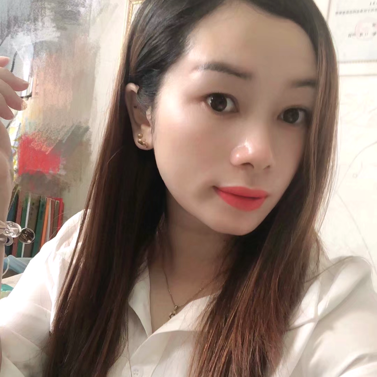 优美浅吻小刺猬的照片