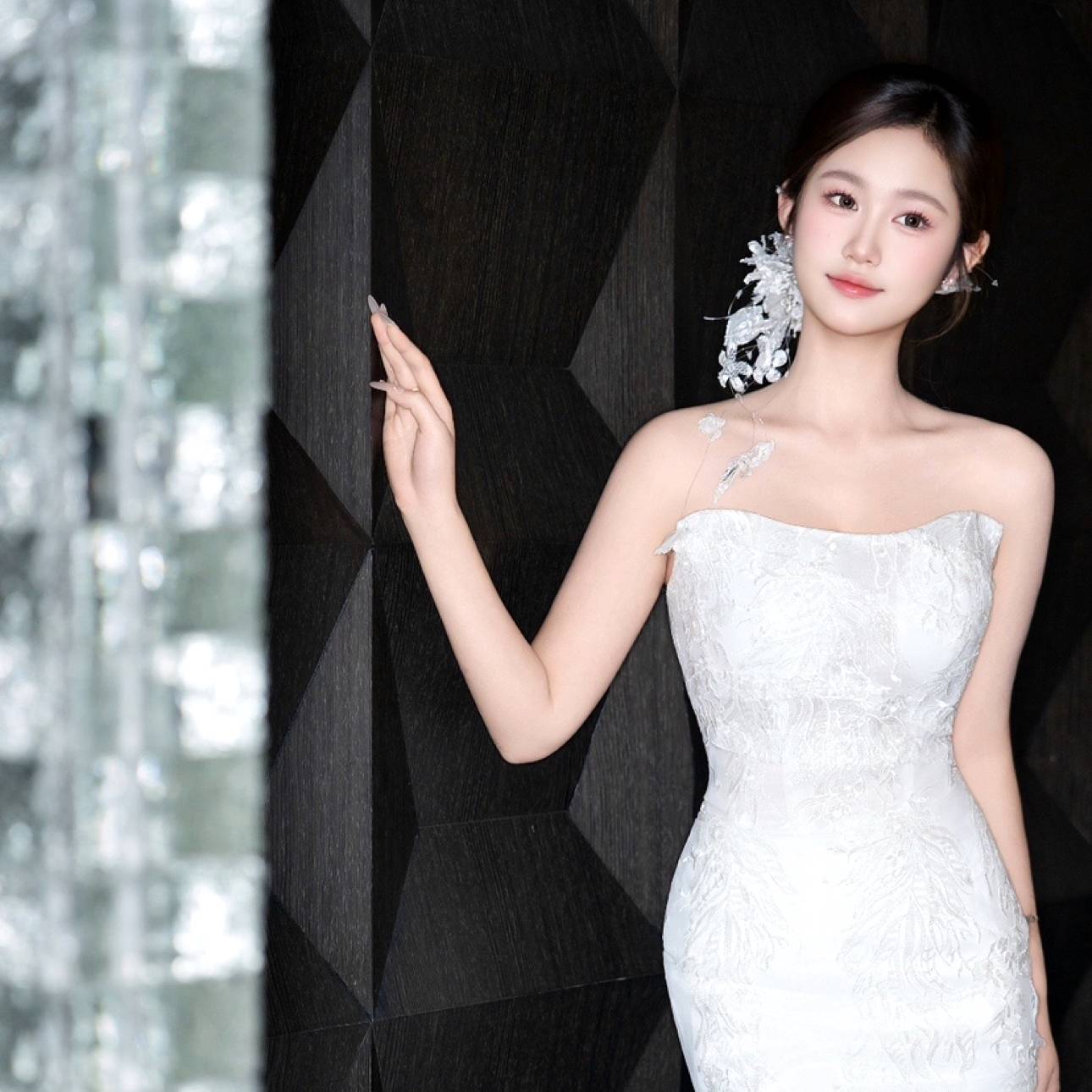 只是在路过着的照片