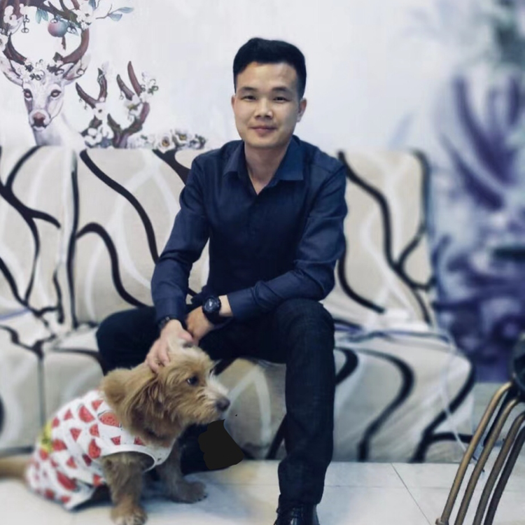 Ly律者的照片