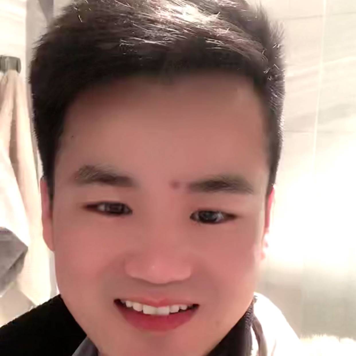 进进小哥的照片