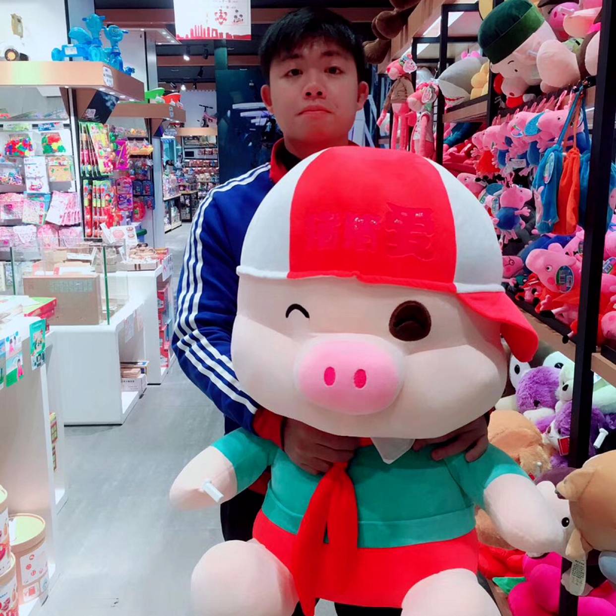 高壮的体育老师的照片
