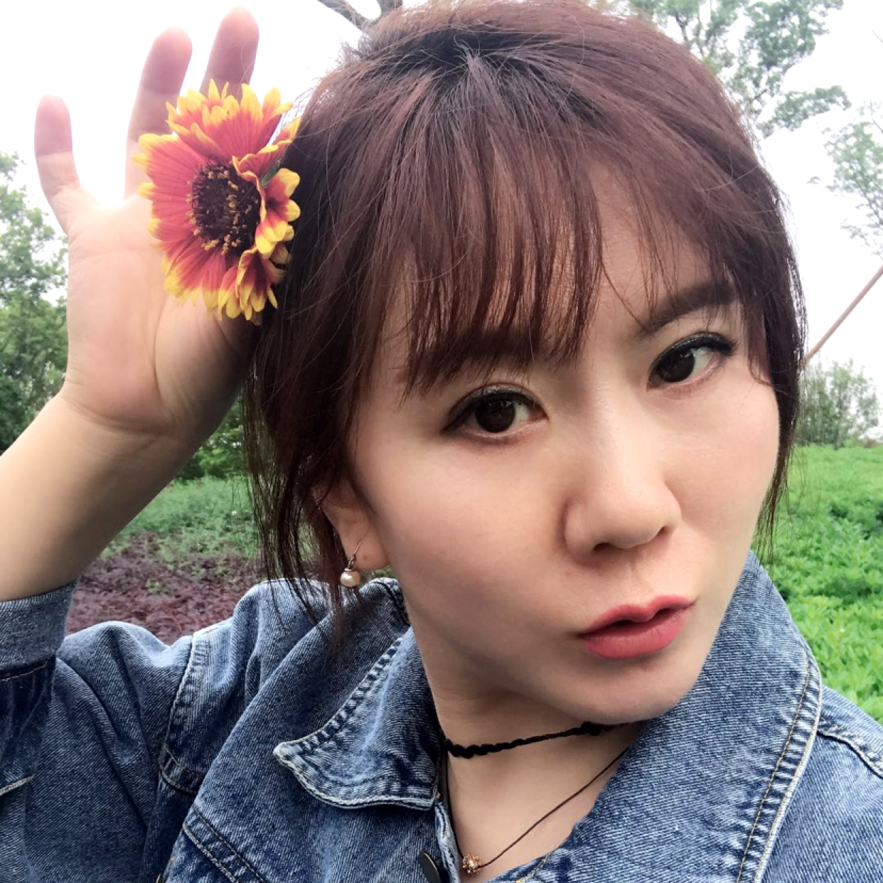 寂灭拿楼房的照片
