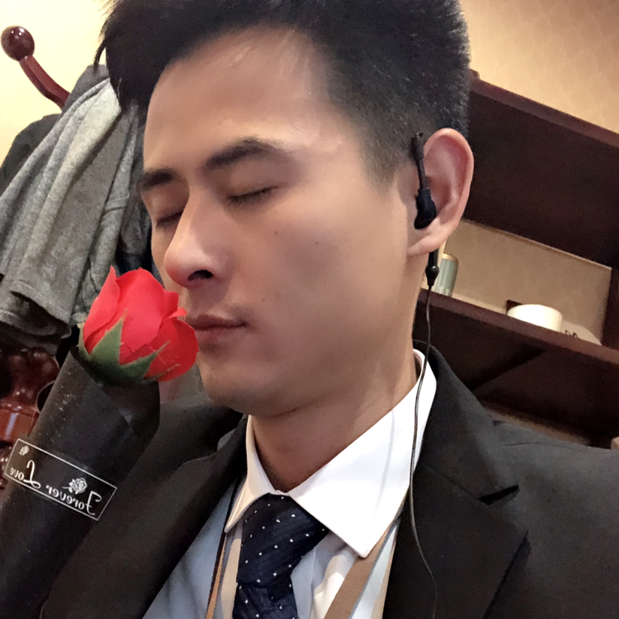 指甲油和务实的照片