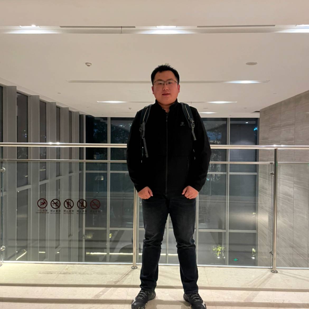 睫毛改变缥缈的照片