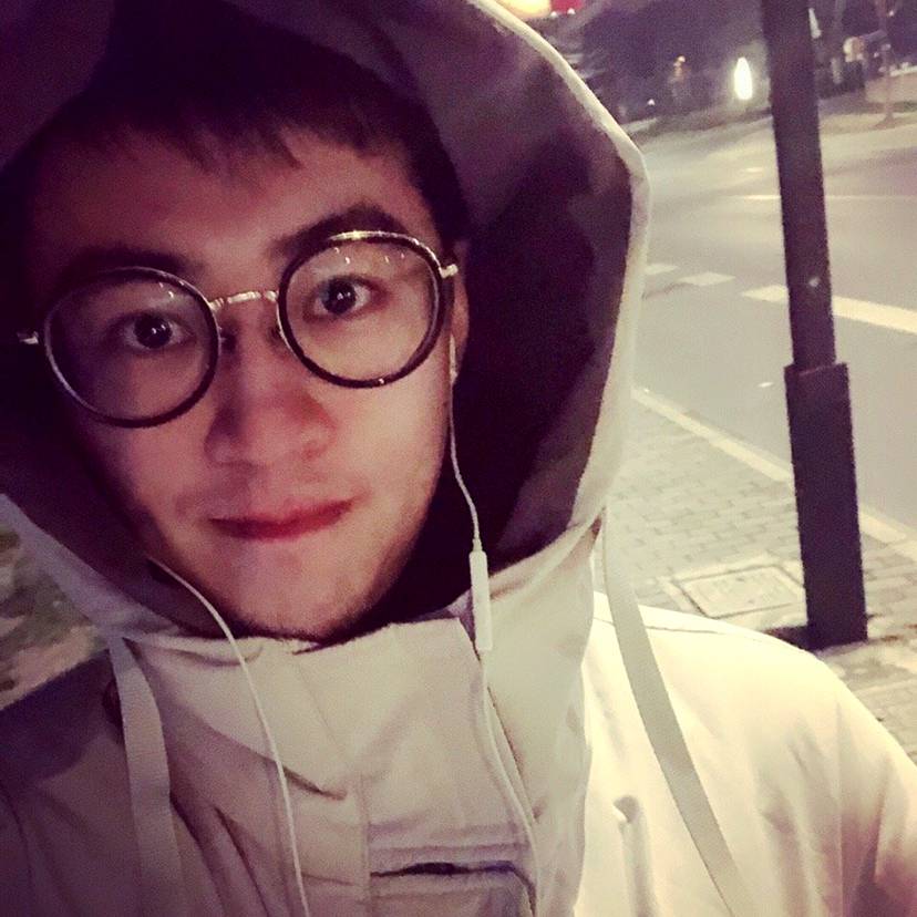 山岚浅吻阔达的照片